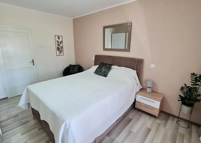 Διαμέρισμα M & M Πούλα