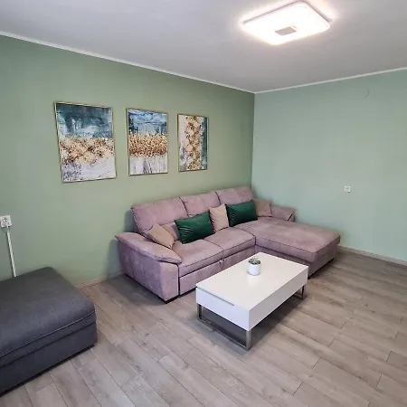 M & M Apartment Apartman
